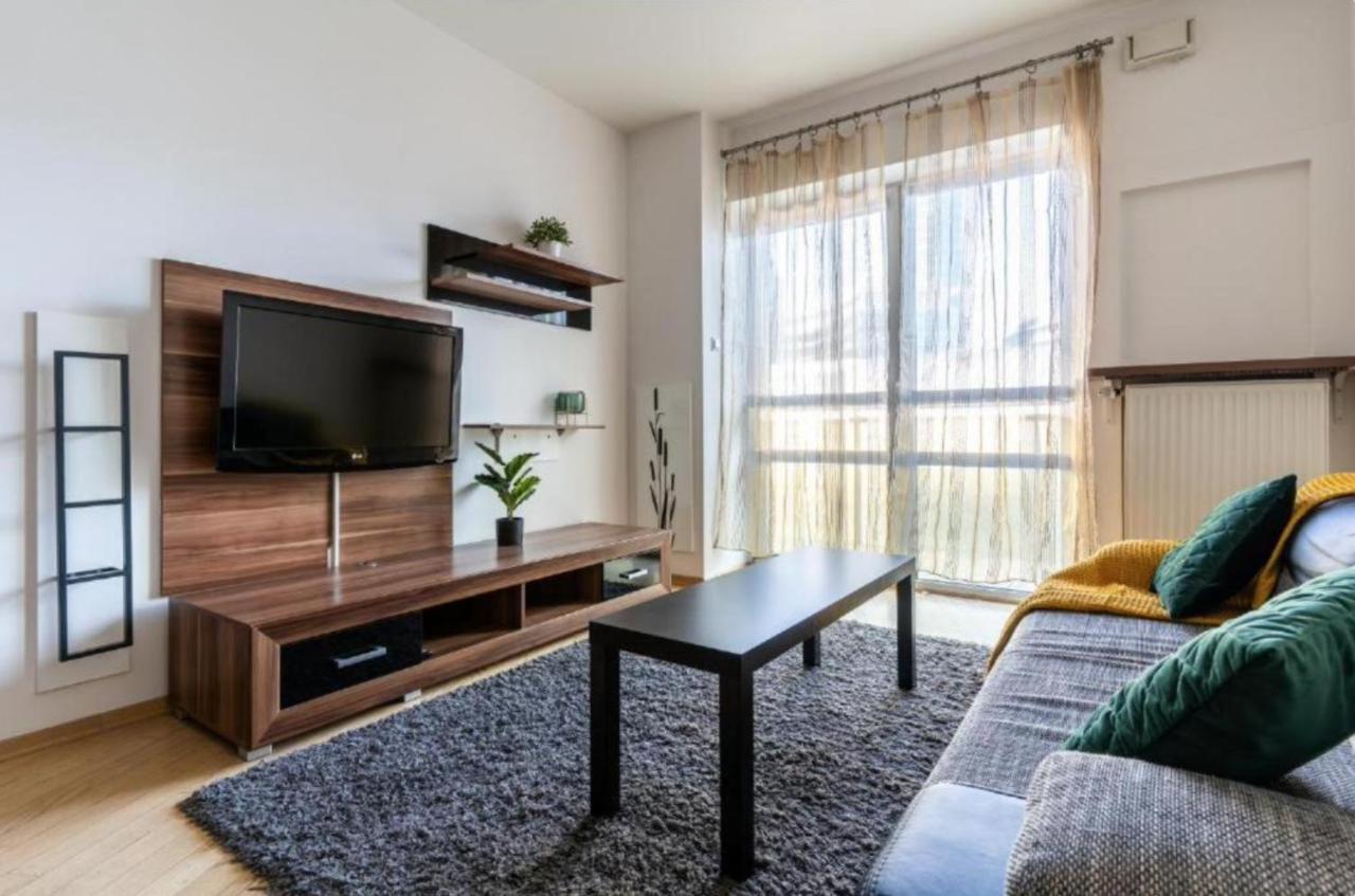 Golden Apartments Warsaw - Big And Bright Apartment In Platinum Towers- Browary- Grzyb61A 외부 사진