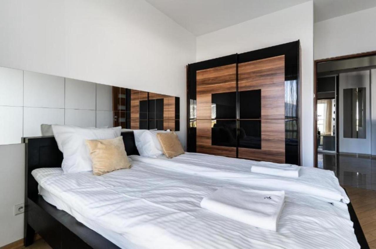 Golden Apartments Warsaw - Big And Bright Apartment In Platinum Towers- Browary- Grzyb61A 외부 사진