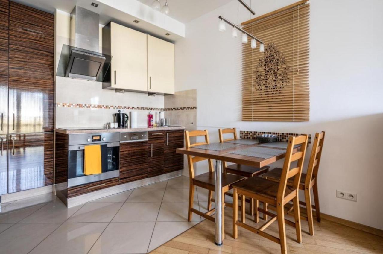 Golden Apartments Warsaw - Big And Bright Apartment In Platinum Towers- Browary- Grzyb61A 외부 사진